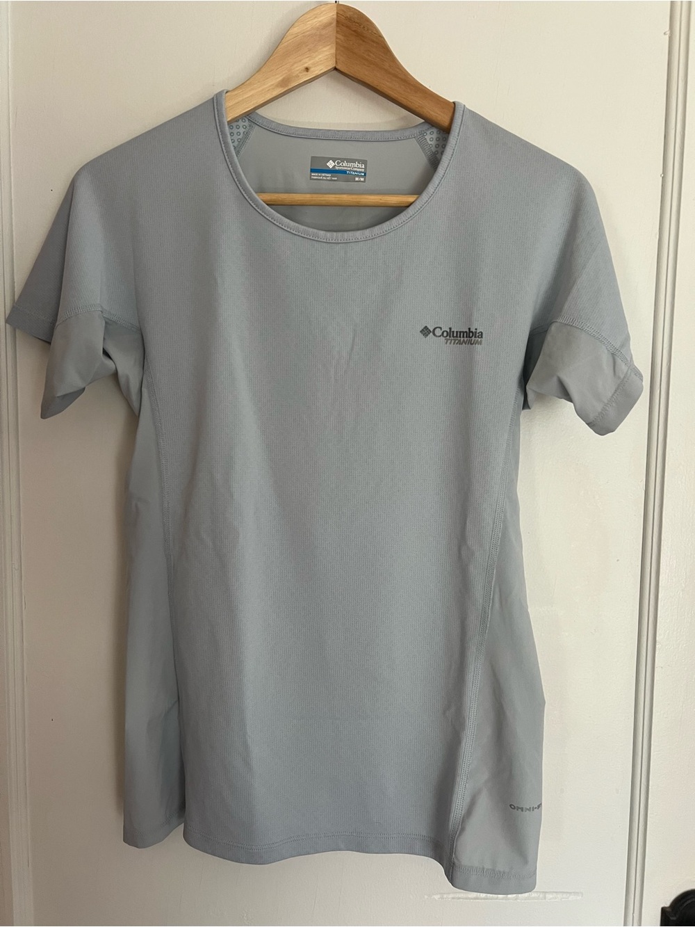 Columbia Women’s Short Sleeve Titanium Tee with Omni-freeze tech